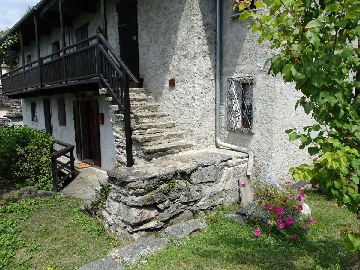 Casa Zizi Crodo Exterior foto